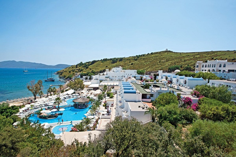 SALMAKIS BEACH RESORT & SPA